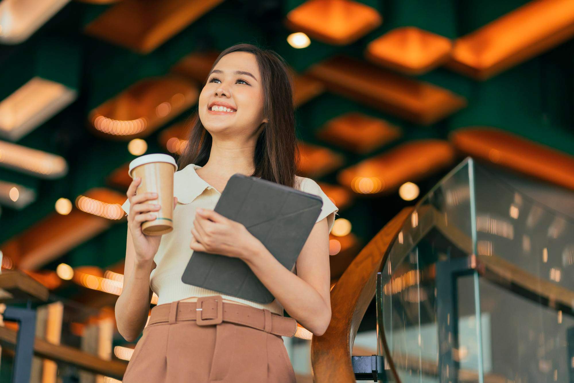 Berapa Modal Coffee Shop. Sumber: freepik.com
