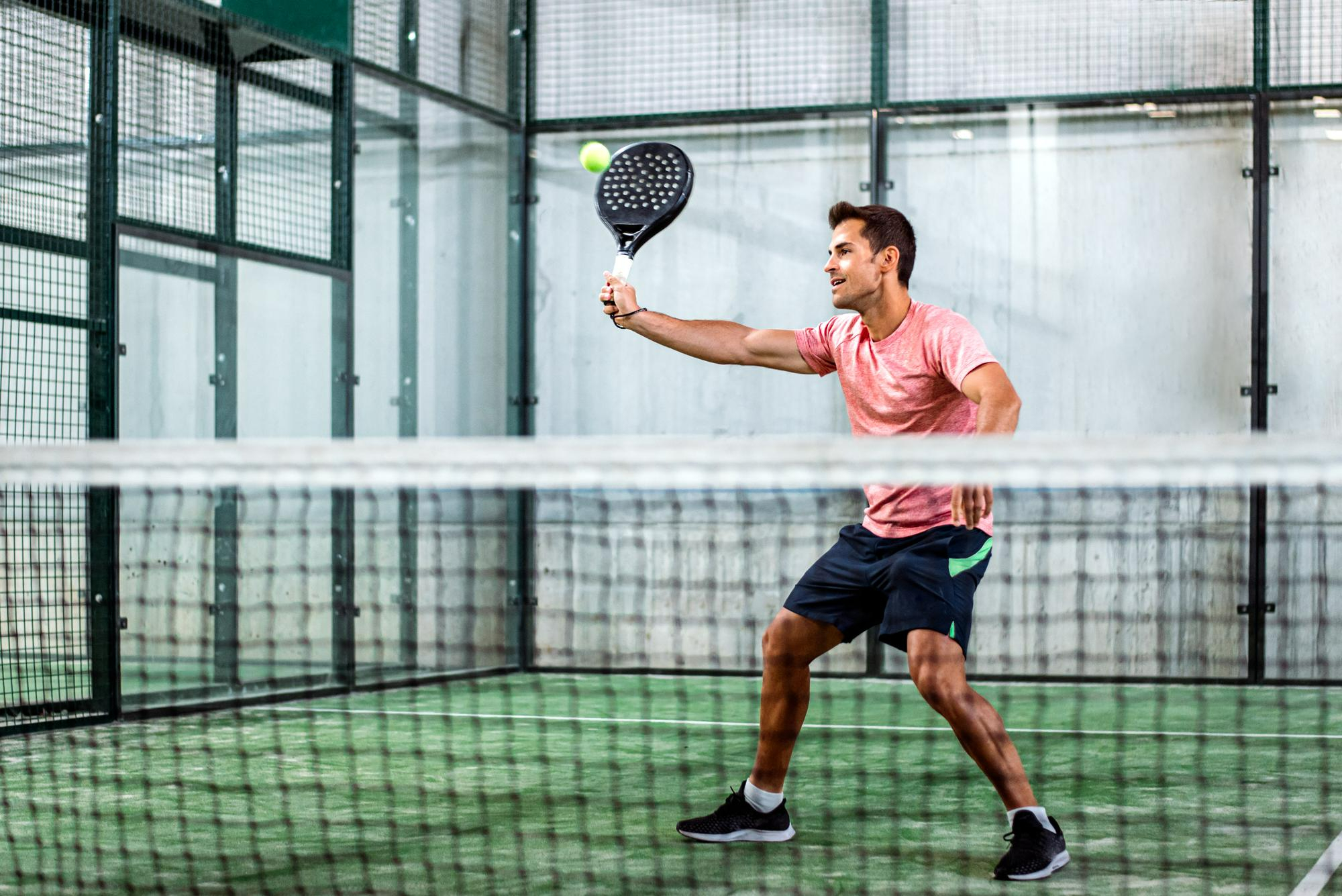 Modal Bisnis Lapangan Padel. Sumber: freepik.com