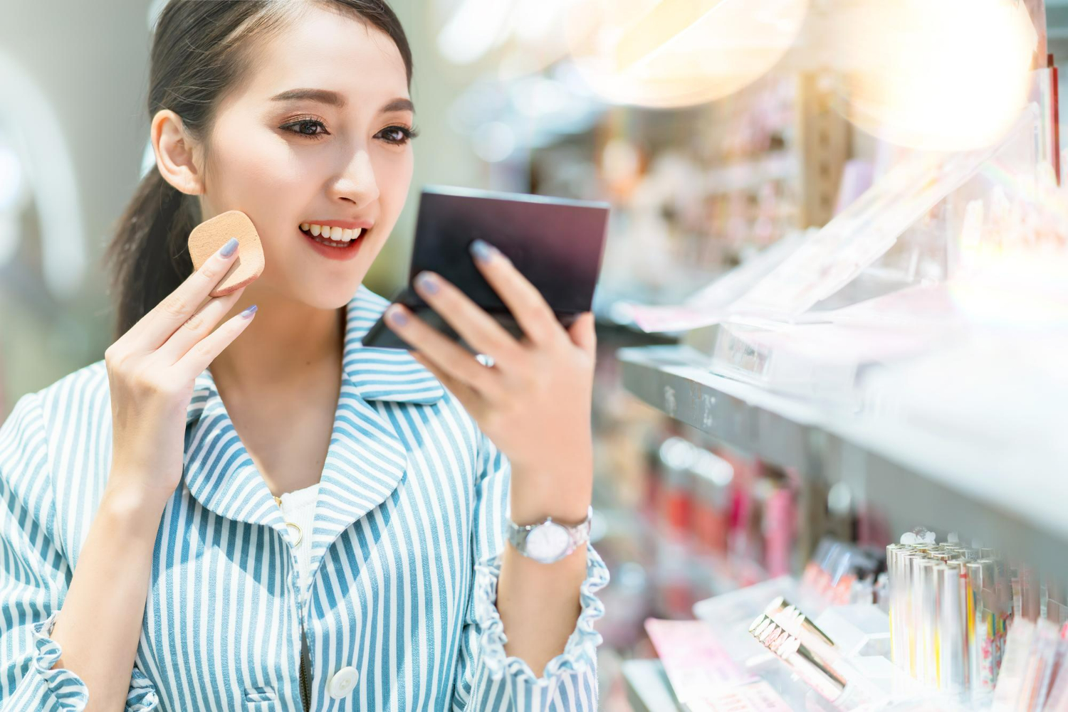 Modal Usaha Toko Kosmetik. Sumber: magnific.com